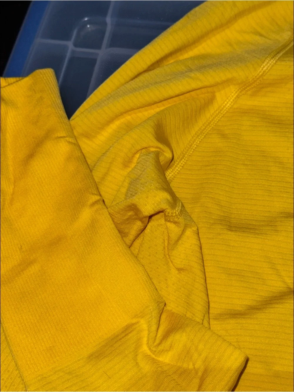 Lululemon Swiftly Tech 2.0 in Utility Yellow, size 6 altered to be more cropped